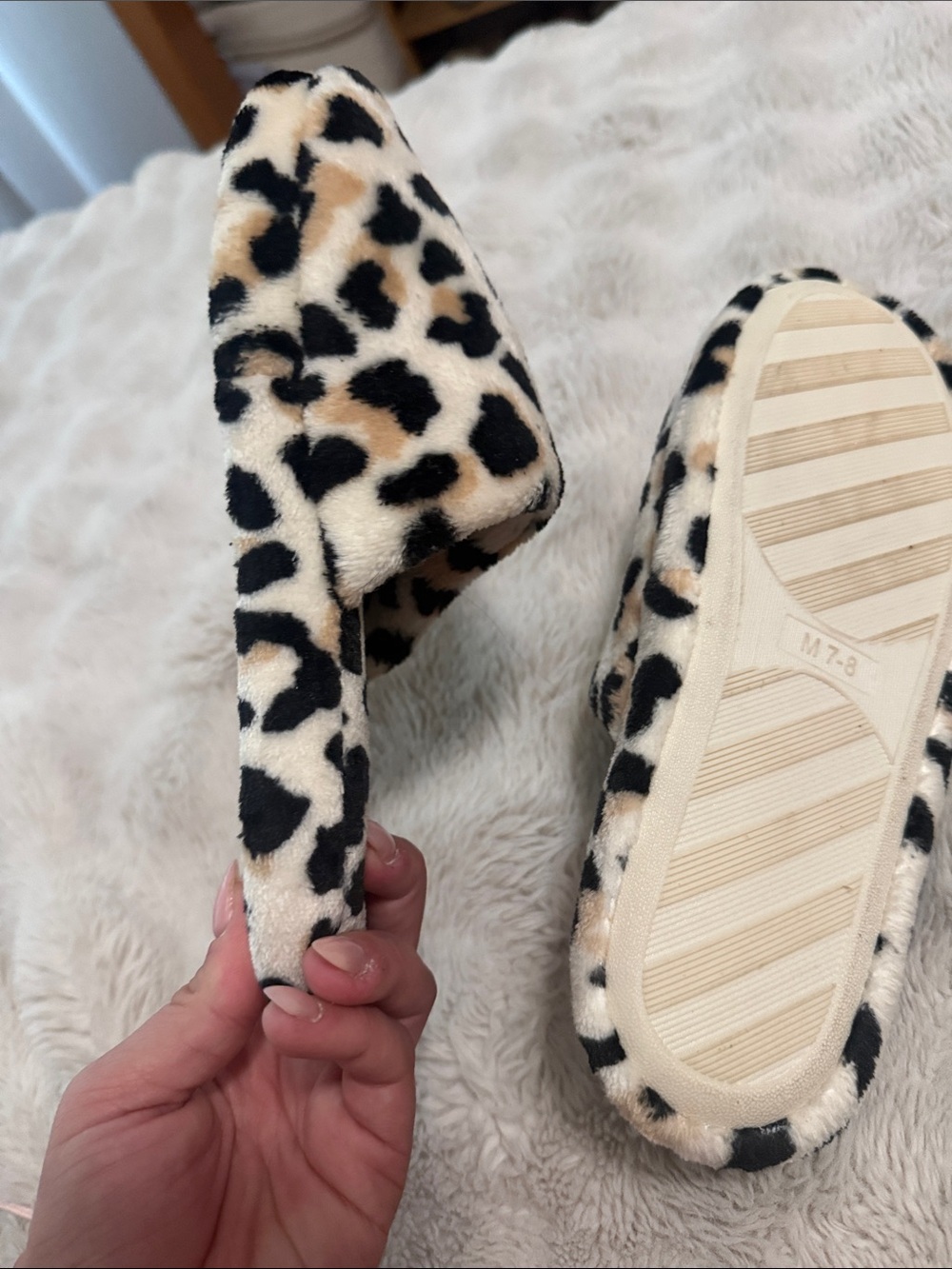 Cupcakes and Cashmere Womens Leopard Print Plush Slippers - Cream/Black/Brown - Picture 4 of 6